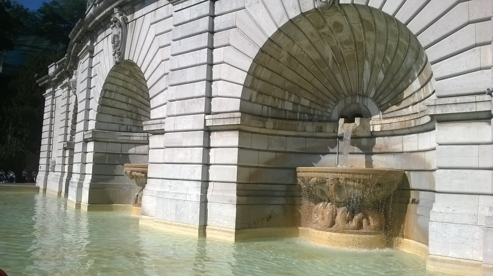 Sacre Coeur Fountains